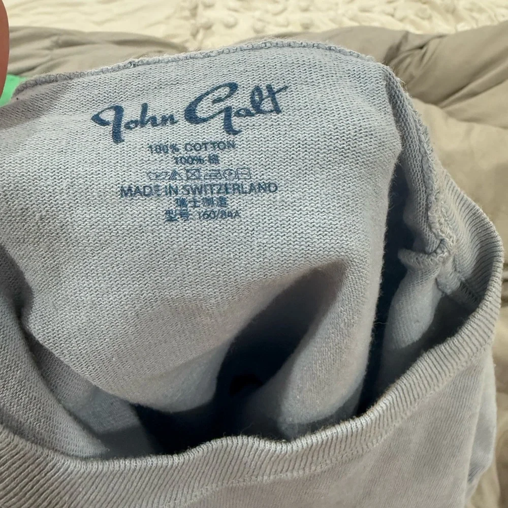 Brandy Melville malibu long sleeve - Picture 3 of 9
